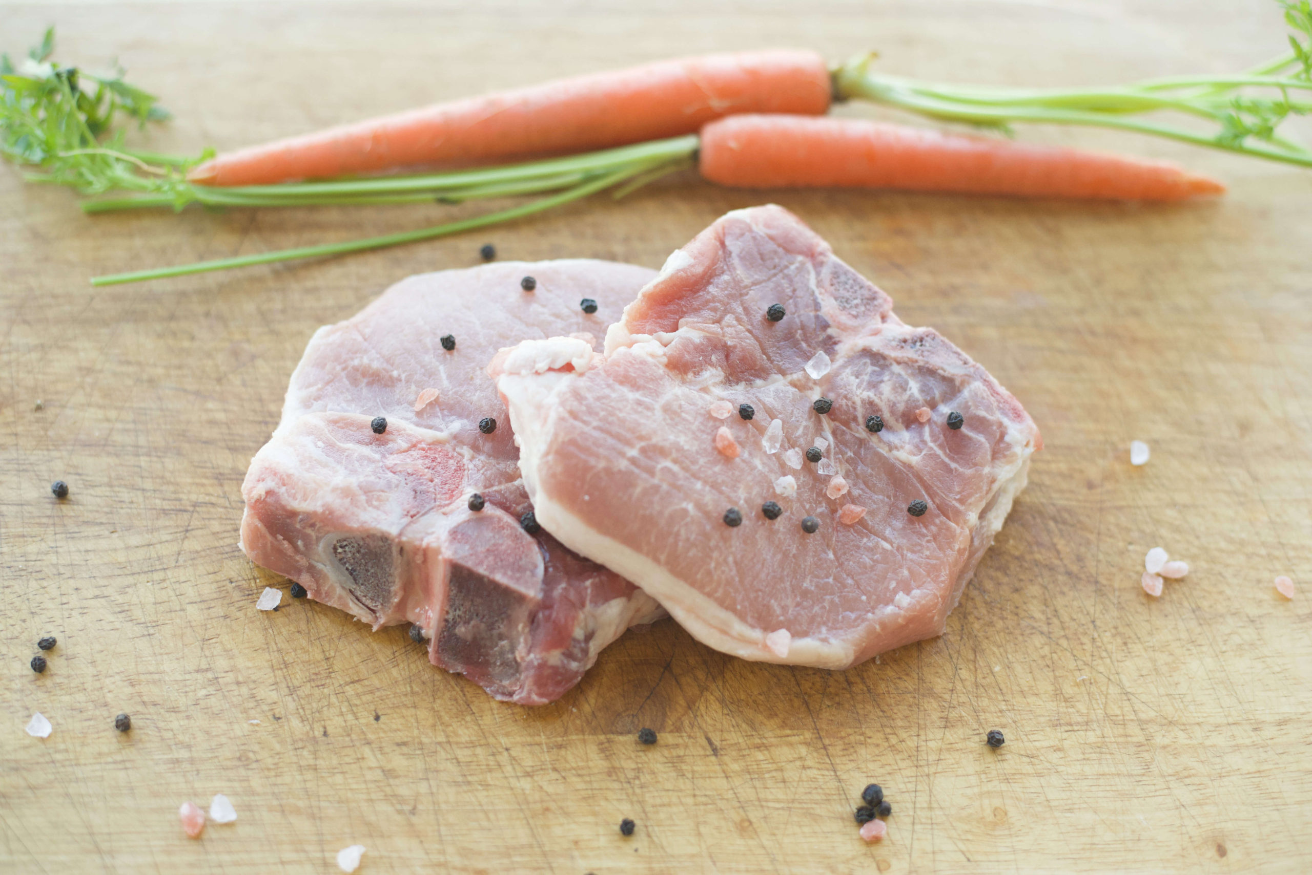 3-4-inch-thick-pork-chops-bone-in-five-sons-farms